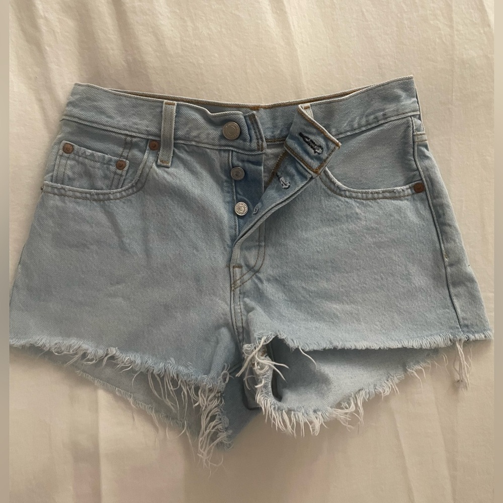 Levi shorts